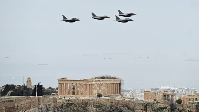 25η Μαρτίου 1821: Με μεγαλοπρέπεια οι παρελάσεις πανελλαδικά – Εφαρμογή κυκλοφοριακών ρυθμίσεων στην Αθήνα