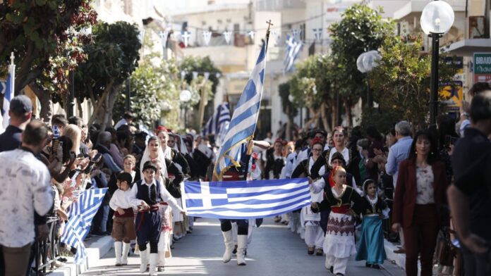 Περιφέρεια Κρήτης: Ακυρώθηκαν οι παρελάσεις εξαιτίας κακοκαιρίας