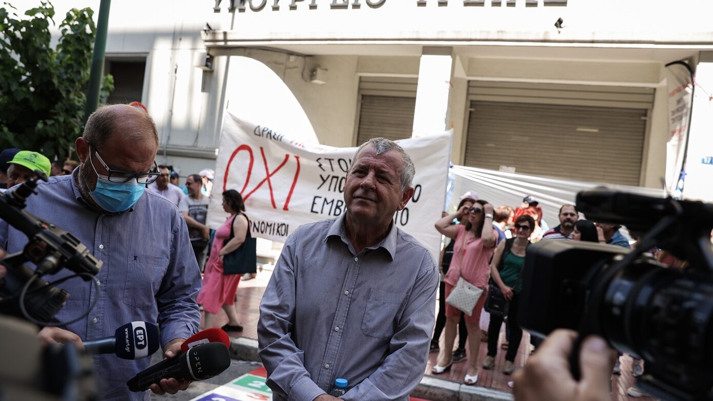 ΠΟΕΔΗΝ: Αναθεωρούμε ουσιαστικά τη συμμετοχή μας «σε αυτή την ΑΔΕΔΥ»