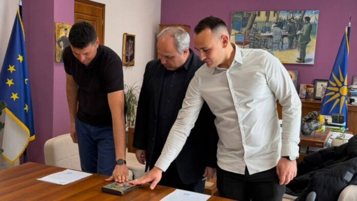 Δύο Νέοι Δημοτικοί Αστυνομικοί Ορκίστηκαν στο Δήμο Σιντικής