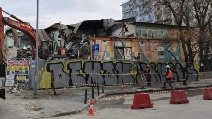 Δ.Θεσ/νίκης: Κατεδάφιση επικίνδυνων λυόμενων σχολείων από τον σεισμό του 1978