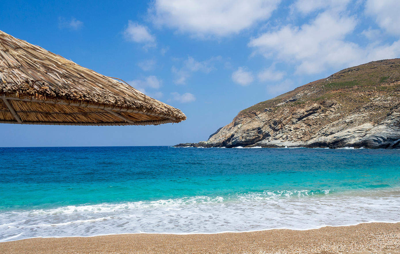 Το ελληνικό νησί που συγκαταλέγεται στους πιο γοητευτικούς και αυθεντικούς προορισμούς της Ευρώπης