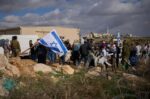Καταδρομή Ισραηλινών εποίκων τη νύχτα εναντίον παλαιστινιακών χωριών στην κατεχόμενη Δυτική Όχθη