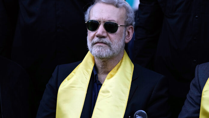 Πώς η εκτέλεση Λαριτζανί μεταφέρει την εξουσία στους στρατηγούς