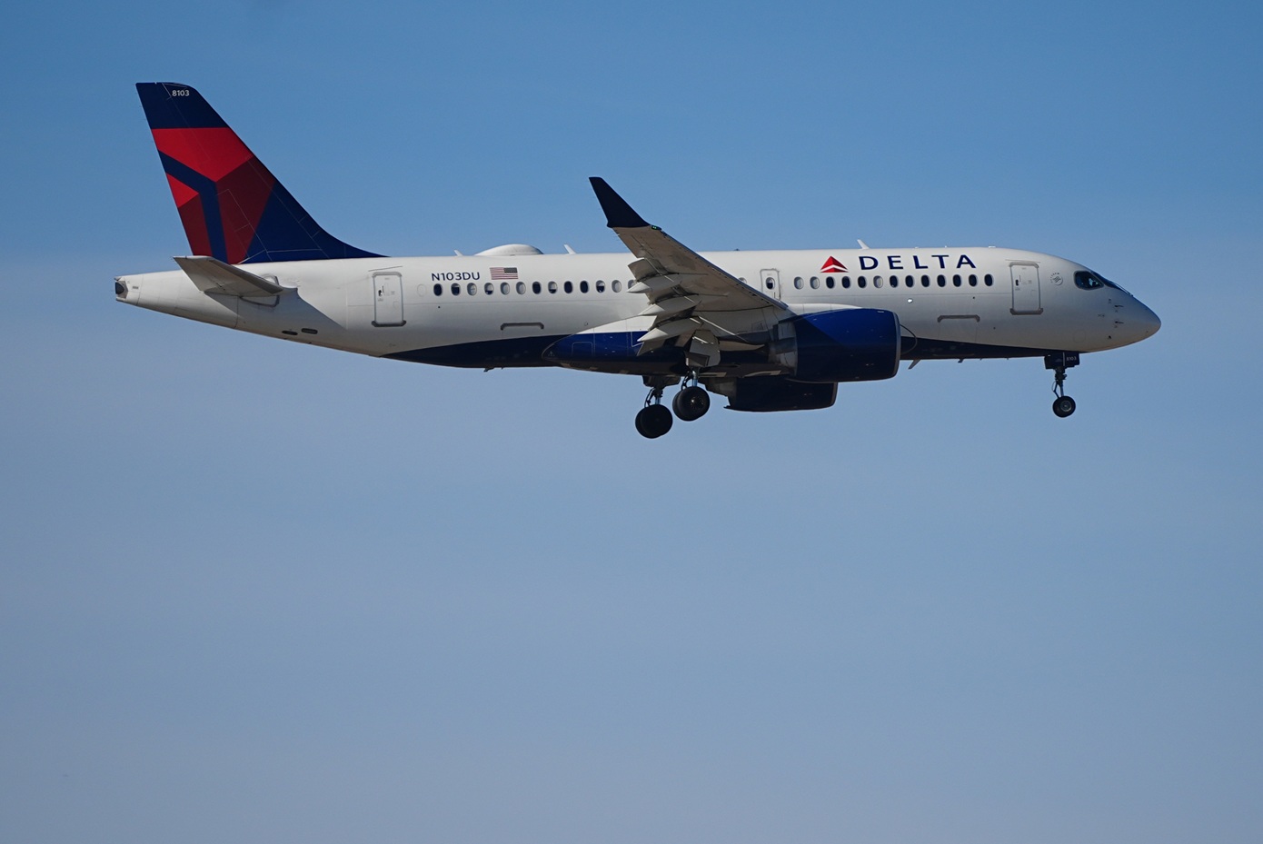 Αναταραχή για τις αμερικανικές αερογραμμές: Ο λογαριασμός 11 δισ. από το Ιράν και το πανάκριβο καύσιμο