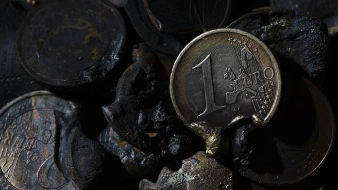 Ο ΟΟΣΑ μειώνει την εκτίμηση ανάπτυξης για το 2026 στην ευρωζώνη