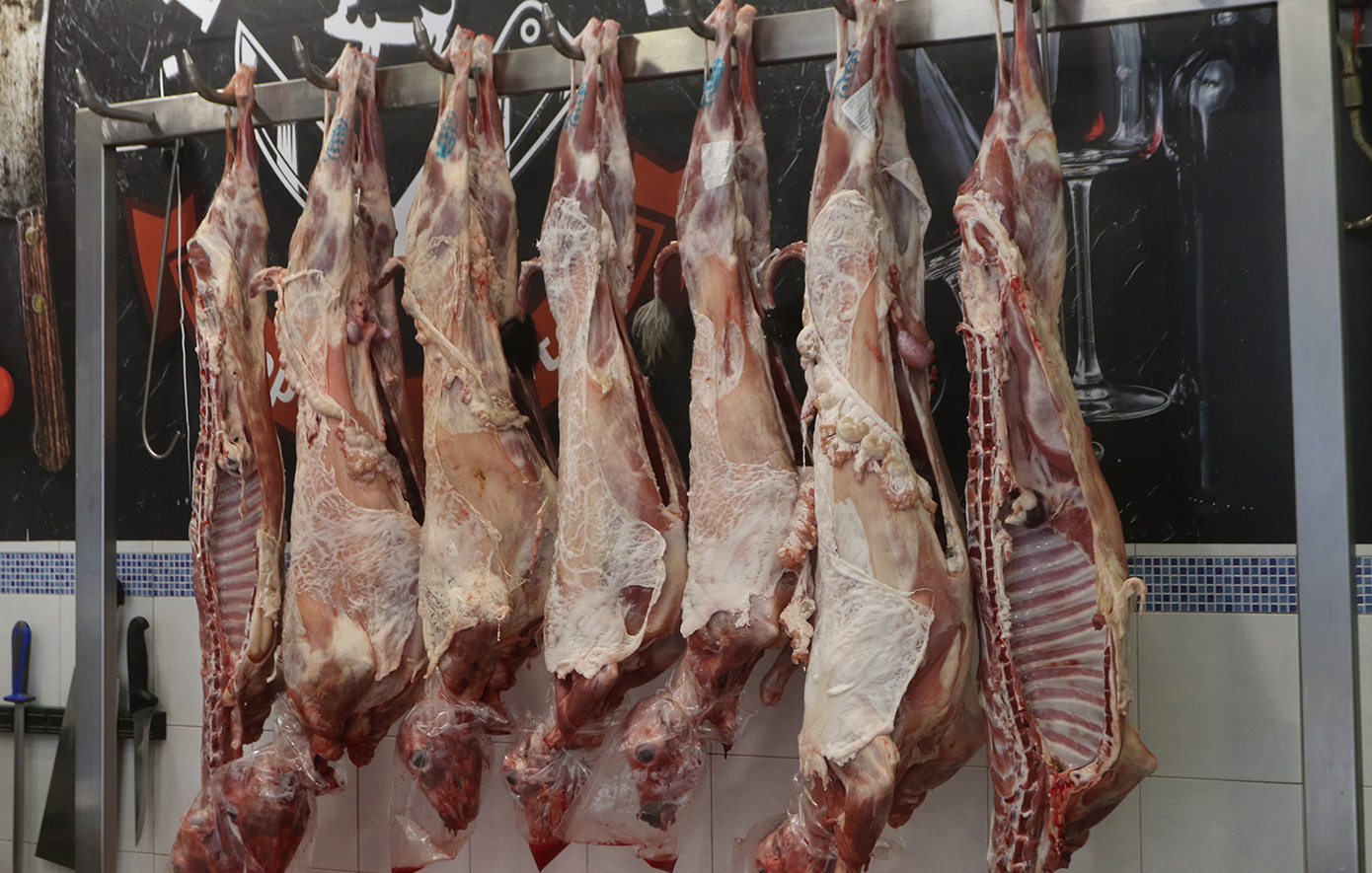Επτά χώρες απαγορεύουν το ελληνικό κρέας εξαιτίας αφθώδους πυρετού