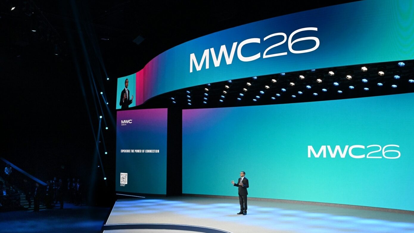 MWC26 στη Βαρκελώνη: Η πρόκληση του 5G Standalone, της ανοιχτής AI και της κυβερνοασφάλειας