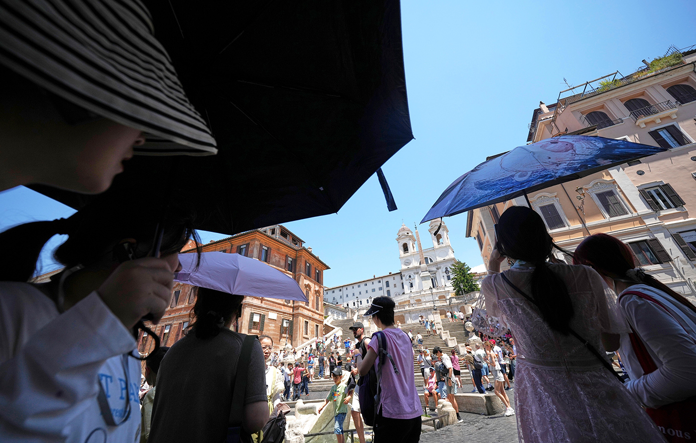 Η τουριστική βιομηχανία για την εξέλιξη της σεζόν εξαιτίας του πολέμου: Πώς η κρίση μετατρέπεται σε ευκαιρία