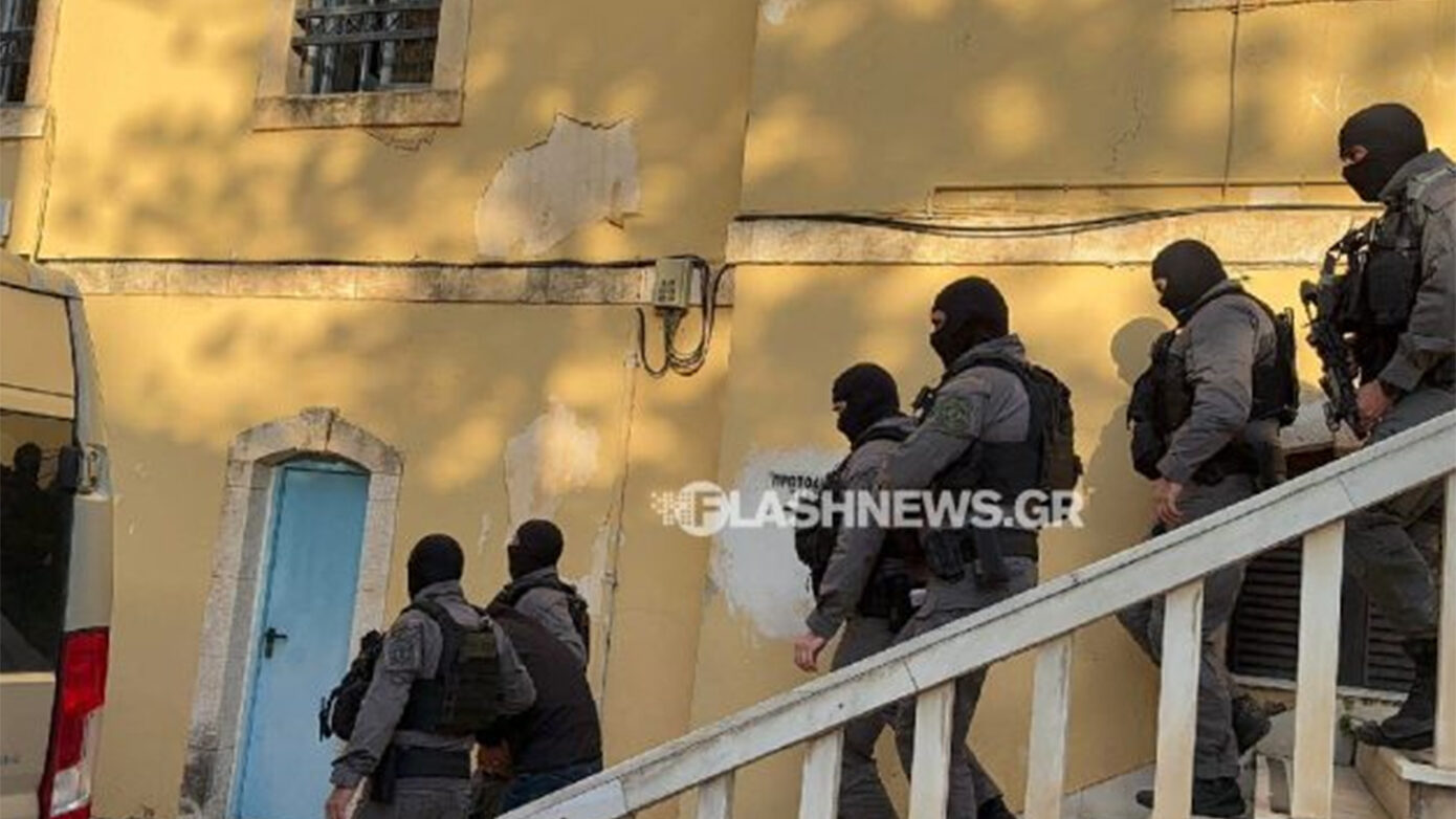 Υπό προσωρινή κράτηση ο Πολωνός που κατηγορείται για κατασκοπεία στη βάση της Σούδας