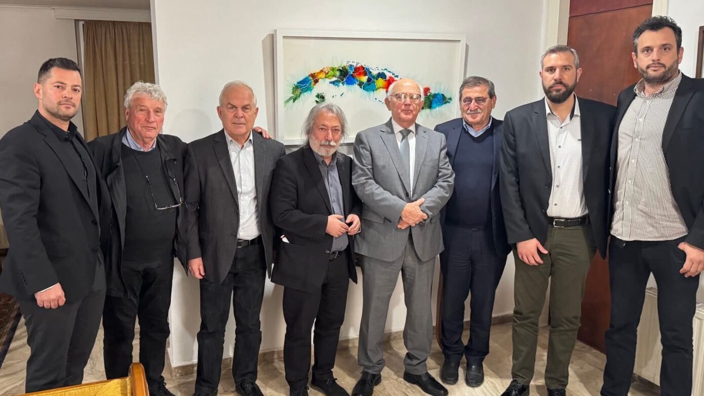 Συνάντηση αντιπροσώπων δημοτικών αρχών της Λαϊκής Συσπείρωσης με τον πρέσβη της Κούβας