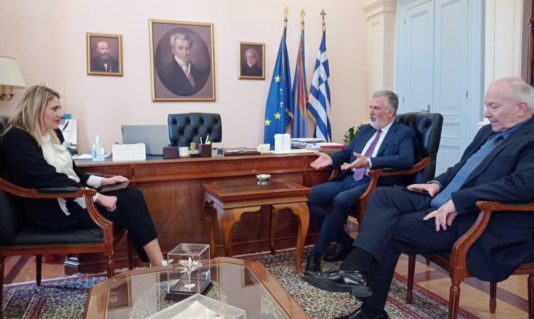 Συνάντηση Δημάρχου Κ. Κέρκυρας με την Αναπλ. Υπουργό Εργασίας και Κοινωνικής Ασφάλισης