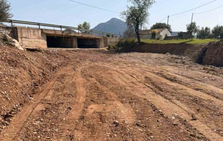 Περιφέρεια Πελοποννήσου: Αποκατάσταση και καθαρισμός ποταμών και ρεμάτων στην περιοχή Ερμιονίδας