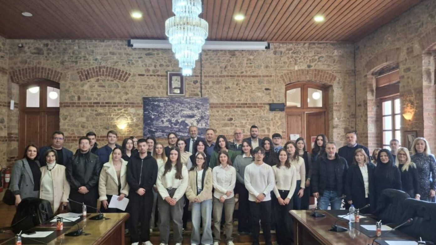 Δ.Βέροιας: Με επιτυχία ολοκληρώθηκε το 7ο Συμβούλιο Εφήβων