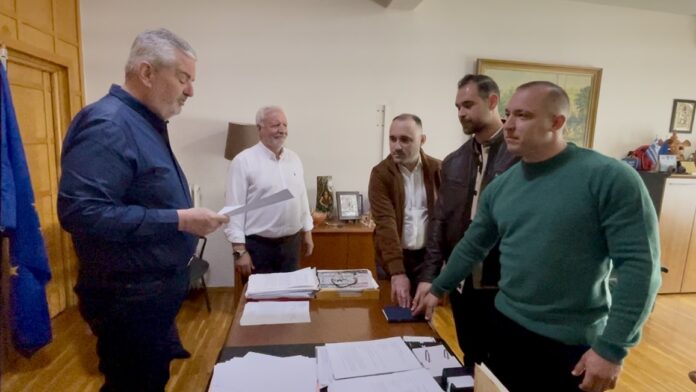 Εντάχθηκαν 3 νέοι υπάλληλοι στη Δημοτική Αστυνομία του Δήμου Σοφάδων