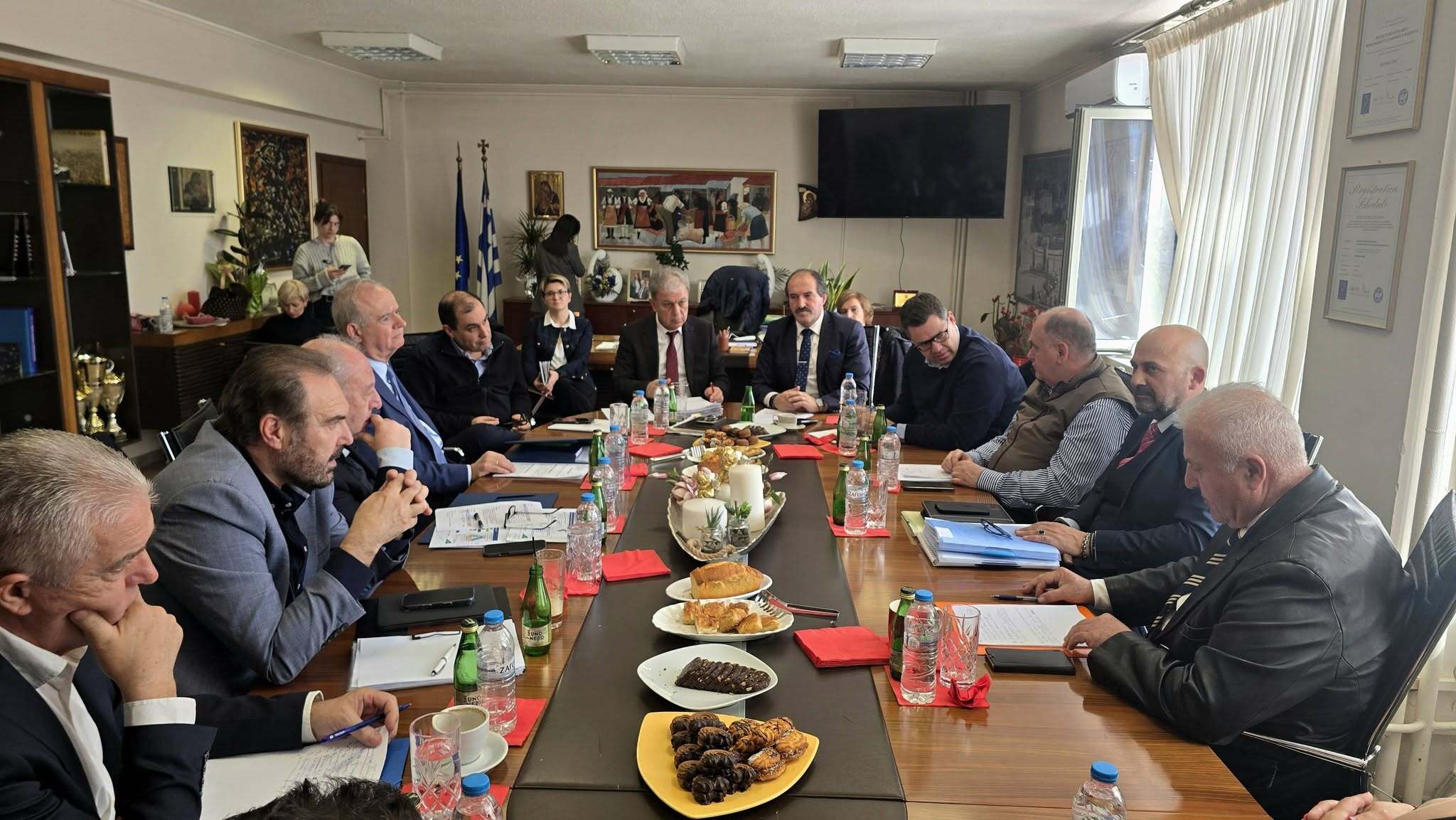 Σύσκεψη στην Π.Δ.Μ. με κυβερνητική ομάδα για θέματα ανάπτυξης