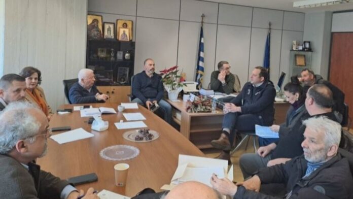 Περιοδεία Κ. Μουτζούρη στη Σάμο και συναντήσεις με τους δημάρχους του νησιού