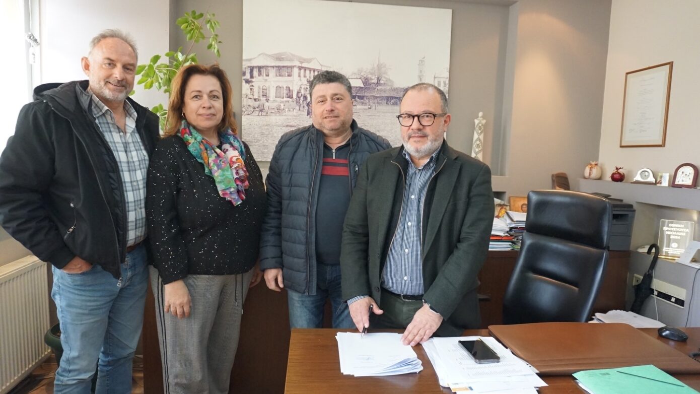 Δ.Κομοτηνής: Συμφωνία για αναβάθμιση και συντήρηση εσωτερικών δρόμων