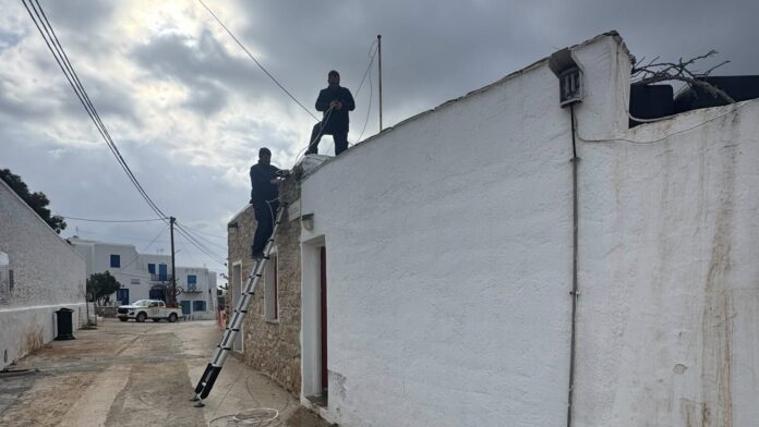 Δ.Φολεγάνδρου: Αφαίρεση εναέριων καλωδίων για την αναμόρφωση της πλατείας Πύντας