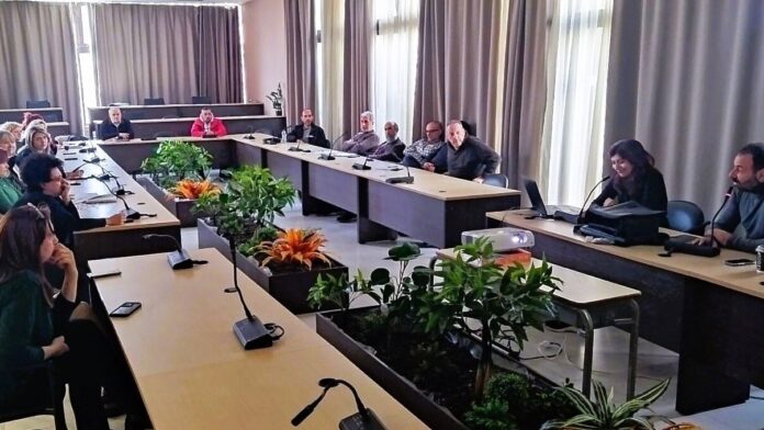 Εργασιακή συνάντηση για τη διαχείριση και οργάνωση των αρχείων του Δήμου Κατερίνης