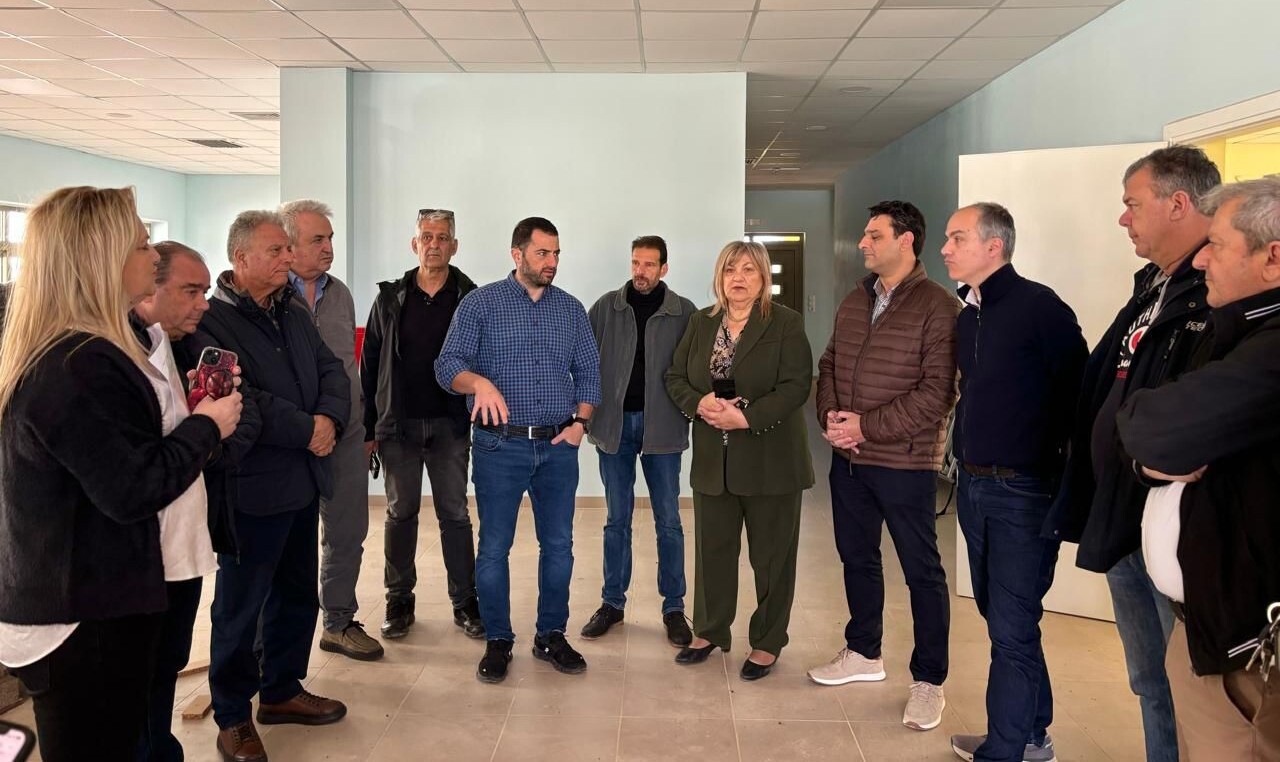 Περιφέρεια Στερεάς Ελλάδας: Ολοκληρώθηκαν αθλητικά και σχολικά έργα στον Δήμο Κύμης-Αλιβερίου