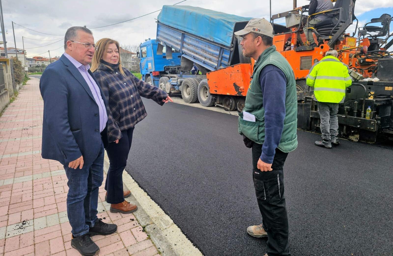 Δ.Κατερίνης: Προχωρούν οι εργασίες οδοποιίας