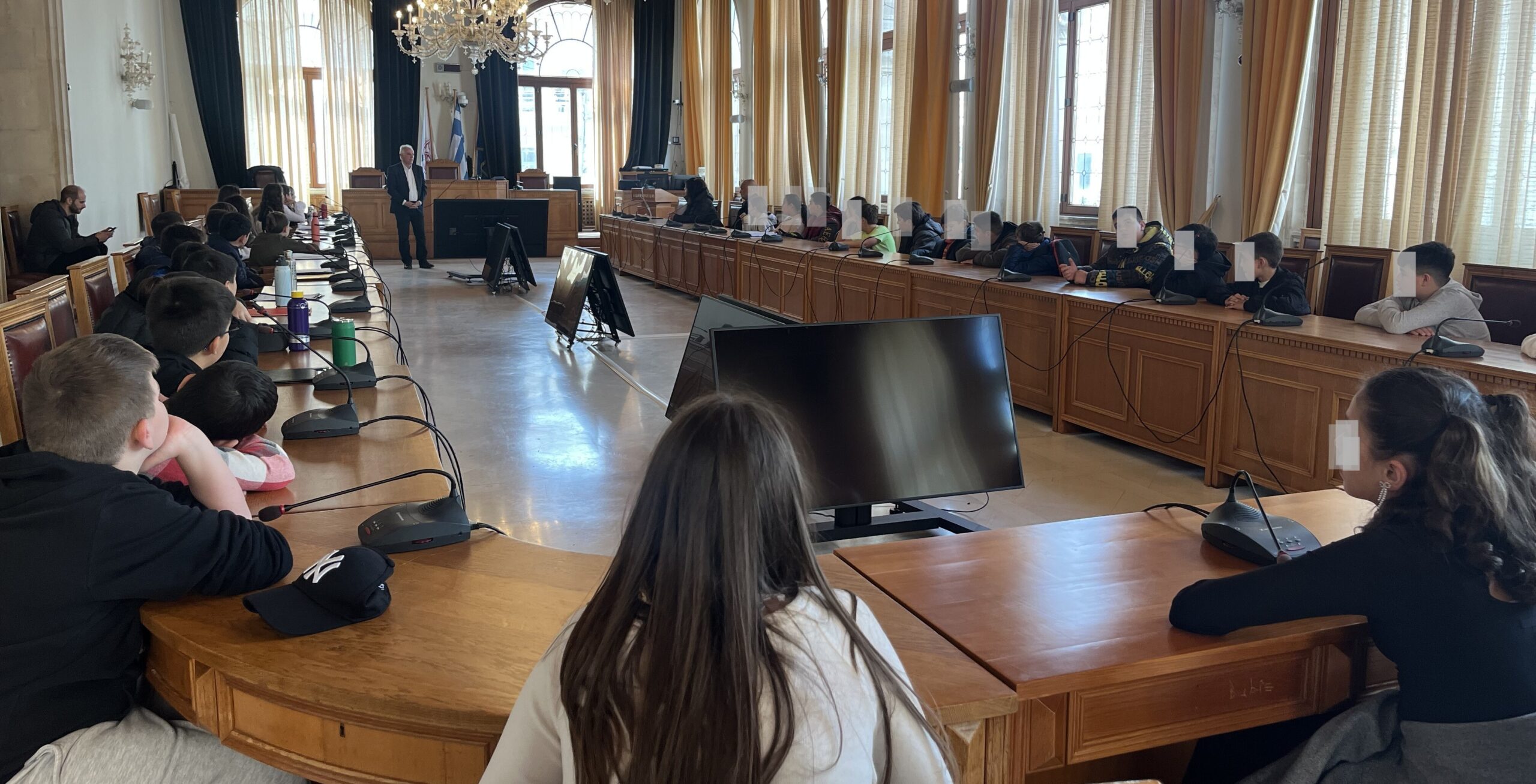 Μαθητές και δάσκαλοι από την Άρτα και το Ζάννειο Εκπαιδευτήριο στη Λότζια