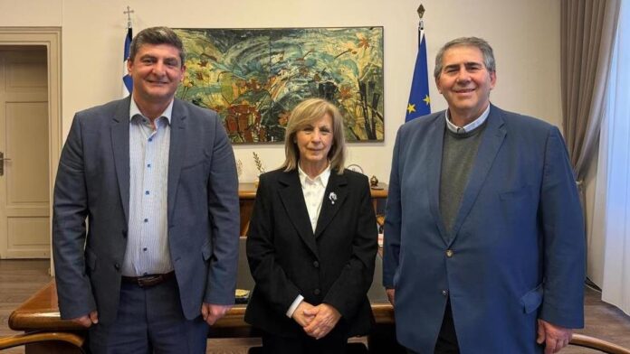 Εργασιακή συνάντηση Δημάρχου Πέλλας με την Περιφερειάρχη Κεντρικής Μακεδονίας