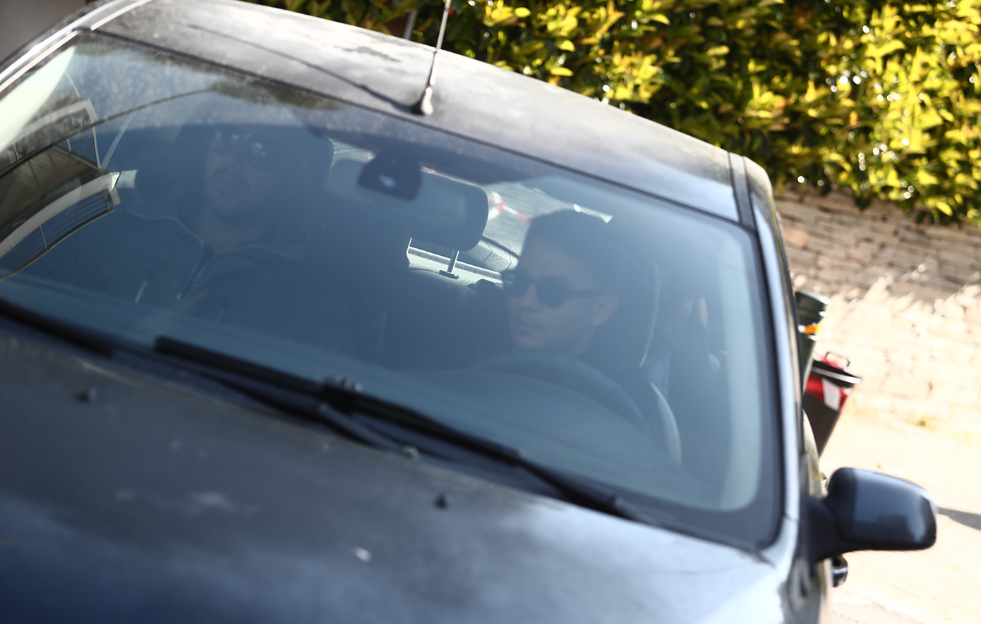 Στη φυλακή οδηγείται η Ελένη Ζαρούλια – Βίντεο από την έξοδό της από το Αστυνομικό Τμήμα Πεύκης