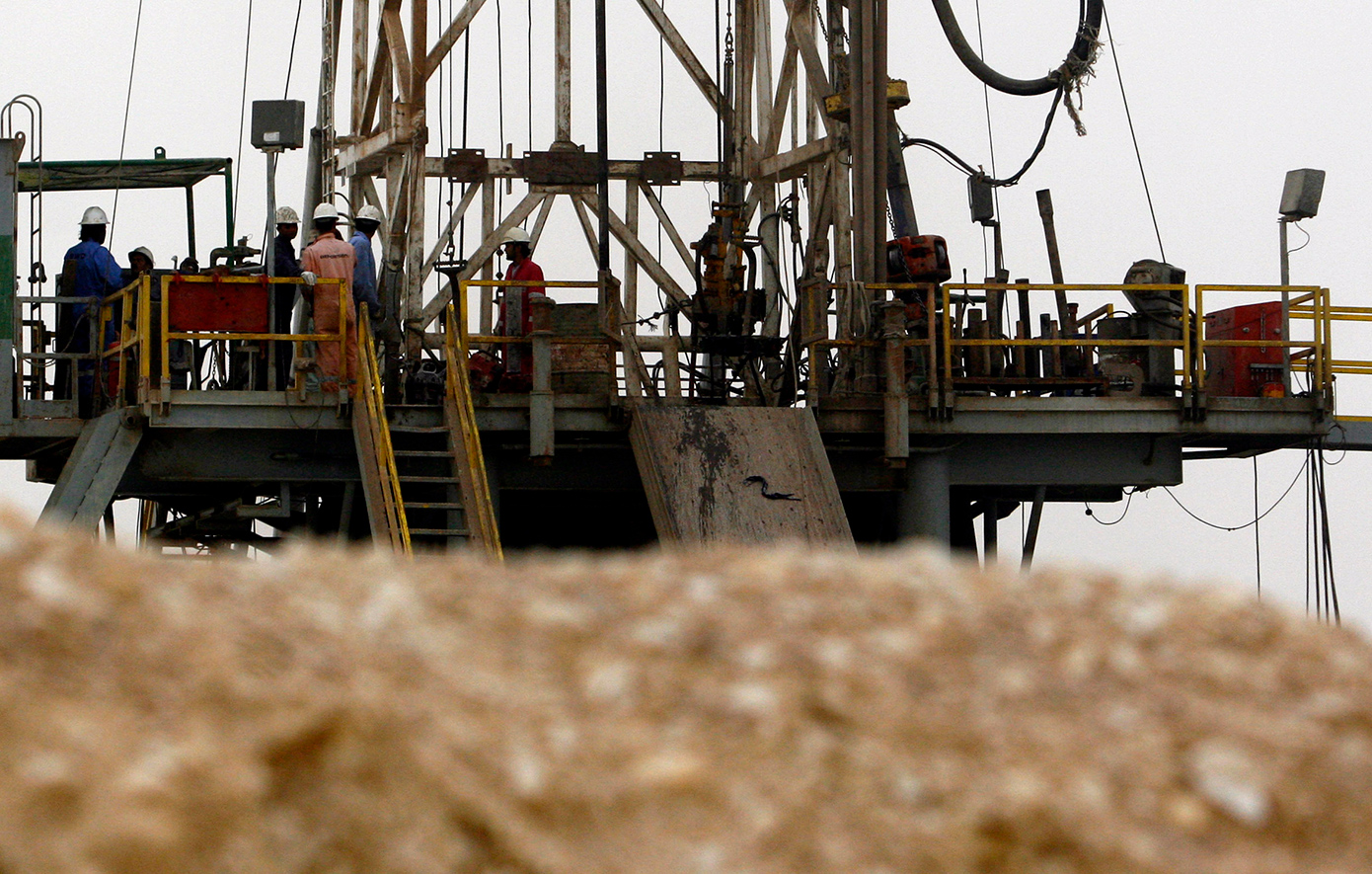 Αγώνας για τους αγωγούς: Το κρυφό σχέδιο Σαουδικής Αραβίας και ΗΑΕ για τη διάσωση του πετρελαίου