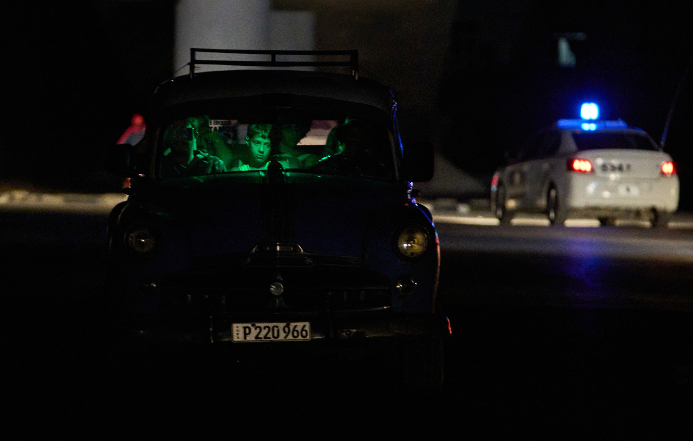 Κούβα: Σταδιακή αποκατάσταση ρεύματος μετά το καθολικό μπλακ άουτ – «Ασφυξία» από το εμπάργκο
