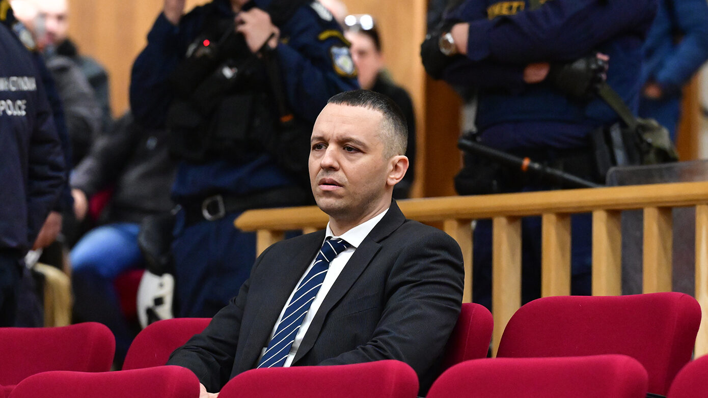 Χρυσή Αυγή: «Αγώνας» για τα ελαφρυντικά από τους δικηγόρους των καταδικασμένων – Ποιοι απειλούνται με φυλάκιση