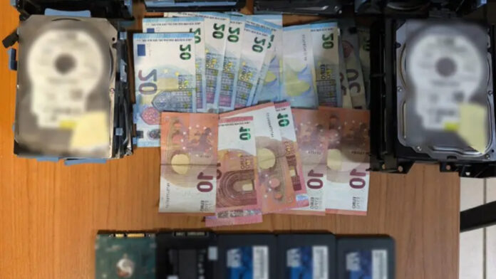 Συλλήψεις τεσσάρων ατόμων για «φρουτάκια» στη Θεσσαλονίκη