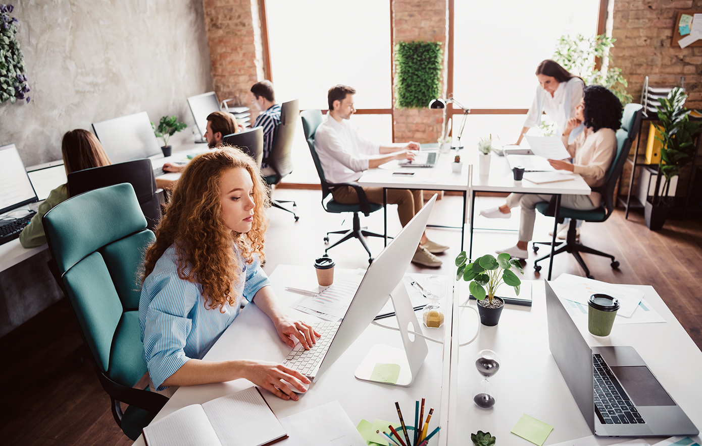 Το Ευρωκοινοβούλιο εισηγείται μέτρα για ίσες αμοιβές και μείωση του μισθολογικού χάσματος των γυναικών