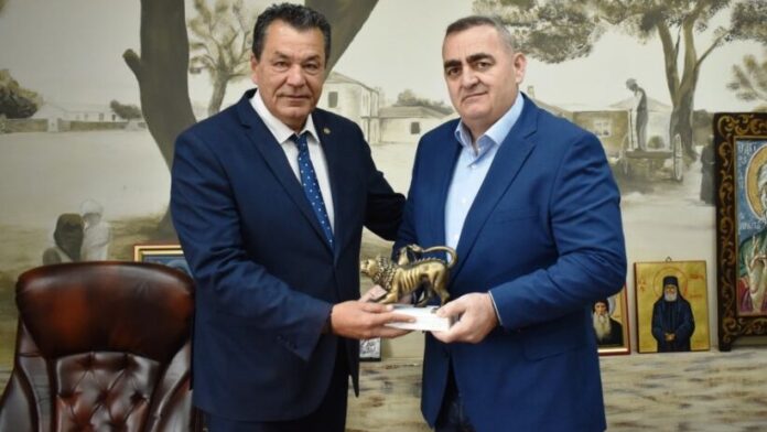 Ο Ευρωβουλευτής Φρ. Μπελέρης επισκέπτεται τον Δήμο Φυλής