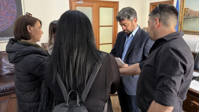 Ενθουσιώδης ορκωμοσία 4 νέων υπαλλήλων στον Δήμο Χανίων