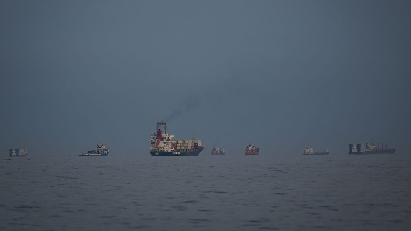 Η σύγκρουση με το Ιράν αποκάλυψε την ευπάθεια των ΗΠΑ στη θάλασσα