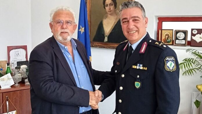 Συνάντηση του Δημάρχου Ήλιδας με τον καινούργιο Αστυνομικό Διευθυντή Ηλείας
