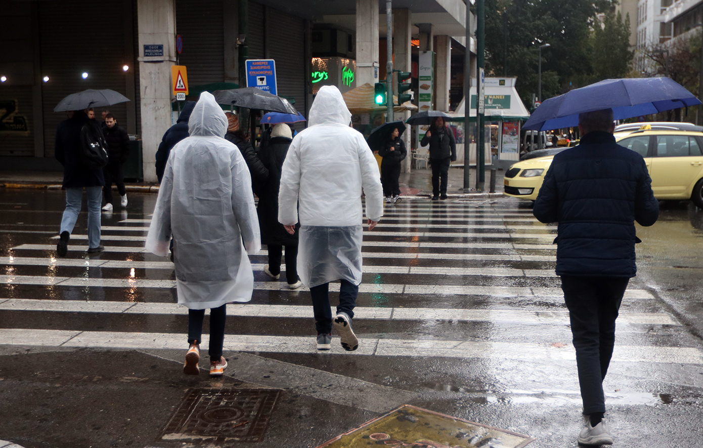 Πώς επηρεάζουν την Αττική τα συνεχόμενα κύματα κακοκαιρίας – Τα στοιχεία τους και οι περιοχές που πλήττονται