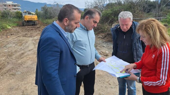 Εντατικές εργασίες διανοίξεων δρόμων στην Καλαμάτα