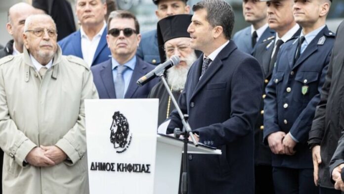 Με μεγαλοπρέπεια ο εορτασμός της 25ης Μαρτίου στη Νέα Ερυθραία