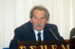 Απεβίωσε ο δημοσιογράφος Αντώνης Κούρτης στα 92 του – Υπήρξε κυβερνητικός εκπρόσωπος επί Ανδρέα Παπανδρέου