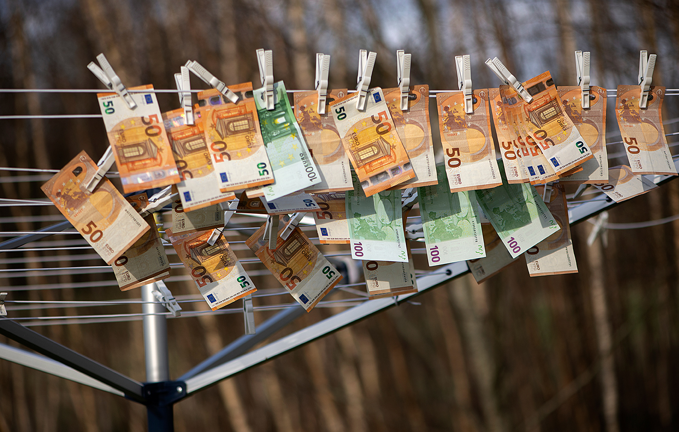 Ευρωζώνη σε κρίση: Πώς εκτοξεύονται τα επιτόκια δανεισμού και ανησυχεί η Ρώμη