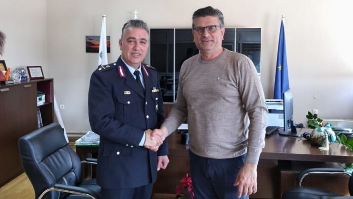 Σύσκεψη Δημάρχου Ανδραβίδας-Κυλλήνης με τον καινούργιο Αστυνομικό Διευθυντή Ηλείας