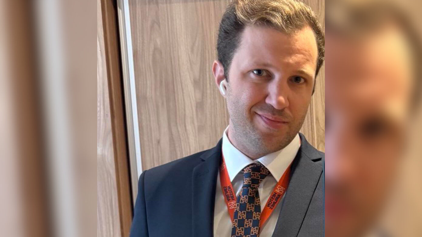 «Χάσαμε το παιδί μας…» γράφει η μητέρα του 34χρονου δύτη που πέθανε στο «Πηγάδι του Διαβόλου» στη Βουλιαγμένη