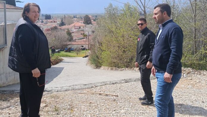 Επιθεώρηση του Δημάρχου Μετεώρων σε καινούργιο έργο τσιμεντοστρώσεων