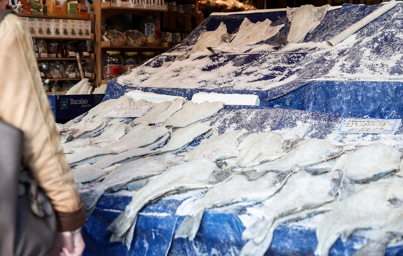 Ακριβότερος από ποτέ φέτος ο μπακαλιάρος – Αγγίζει τα 27 ευρώ το κιλό για την 25η Μαρτίου
