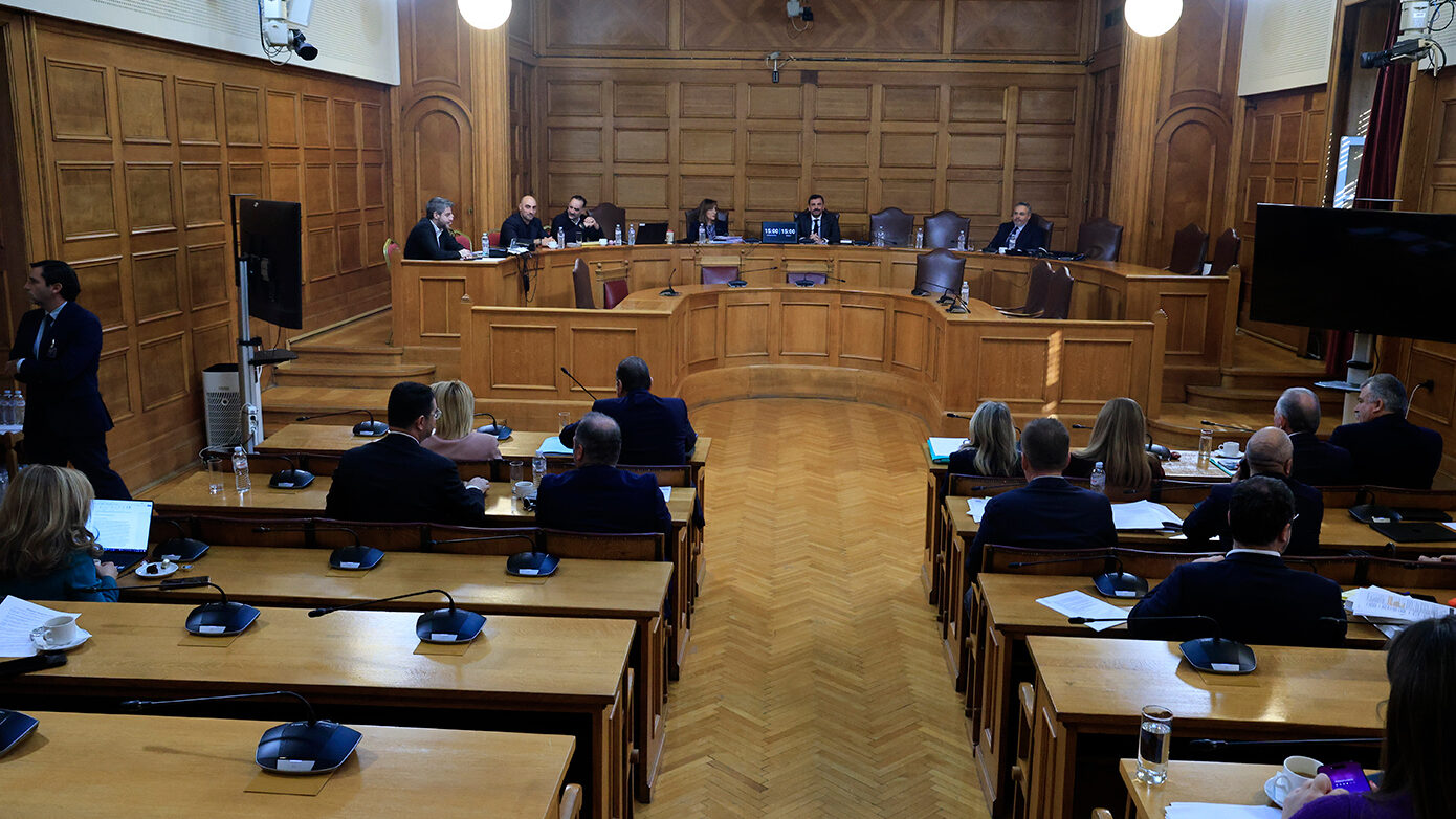 ΟΠΕΚΕΠΕ: «Ήμουν ο ξενιστής και έπρεπε να με αποβάλλουν», κατέθεσε ο πρωην πρόεδρος του Οργανισμού