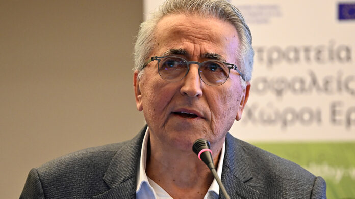 Αρχειοθετείται η υπόθεση πόθεν έσχες του Παναγόπουλου