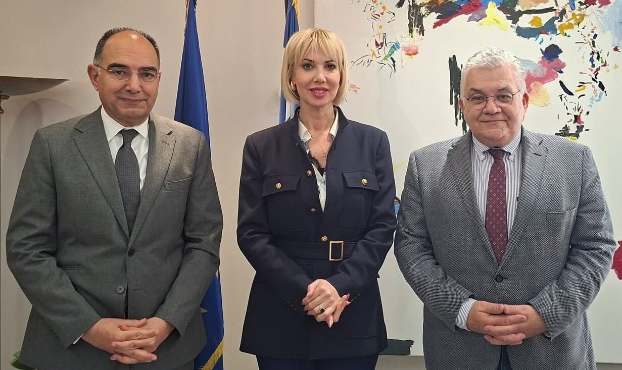 Διαδοχικές επαφές του Δημάρχου Πάρου στην πρωτεύουσα